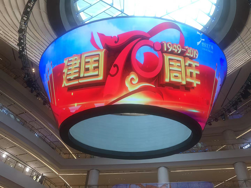 公司花20萬裝修的會議室，竟被客戶吐槽‘像網吧’？高級感會議室的屏幕選擇秘訣”